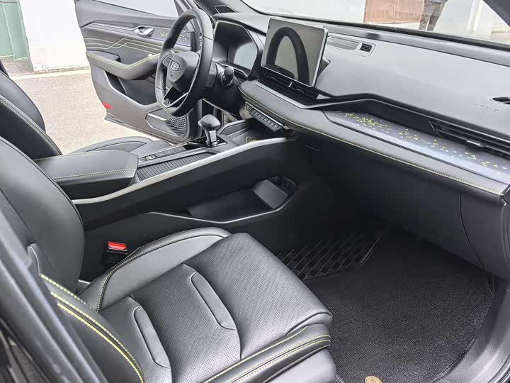 Фото 15 - Geely Preface