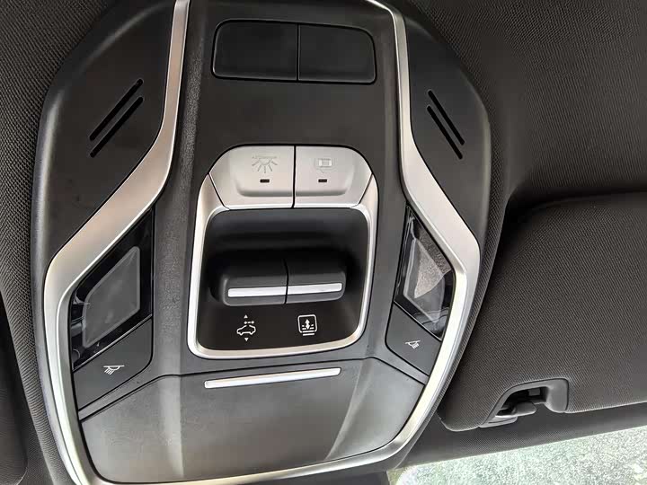 Фото 17 - Geely Preface