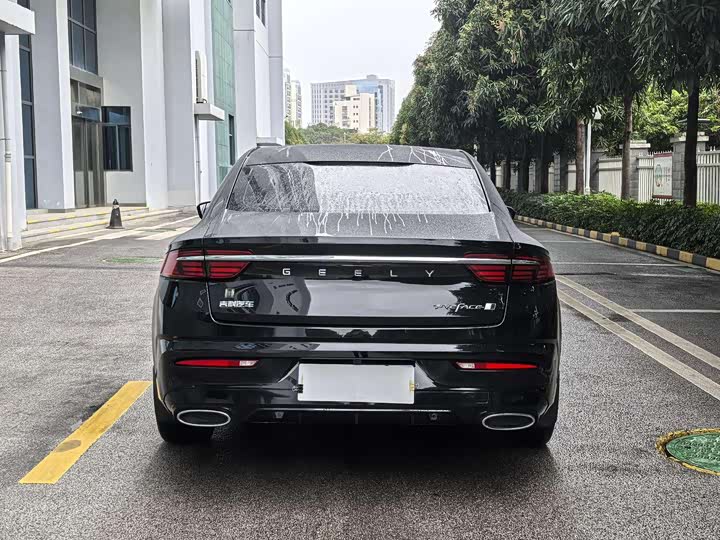 Фото 5 - Geely Preface