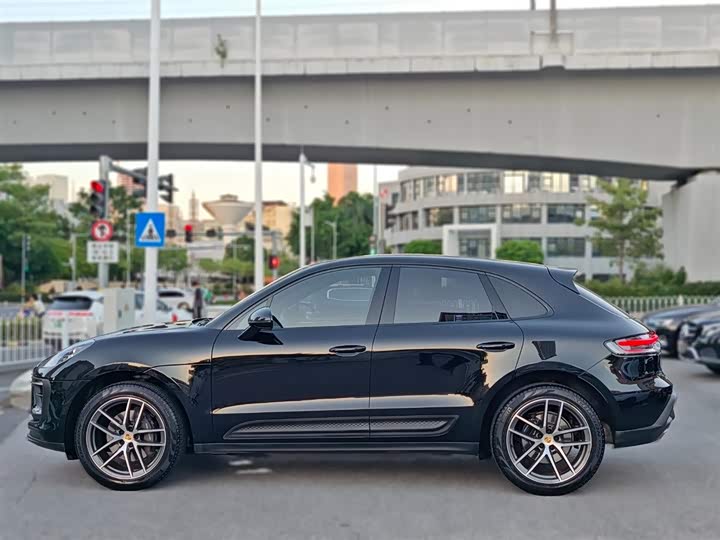 Фото 3 - Porsche Macan