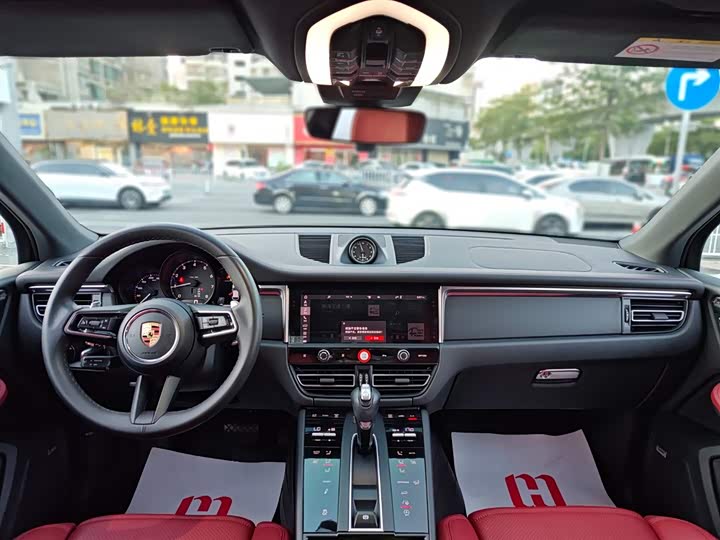 Фото 9 - Porsche Macan