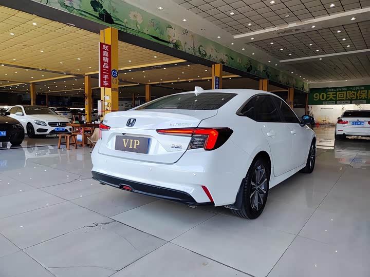 Фото 4 - Honda Integra