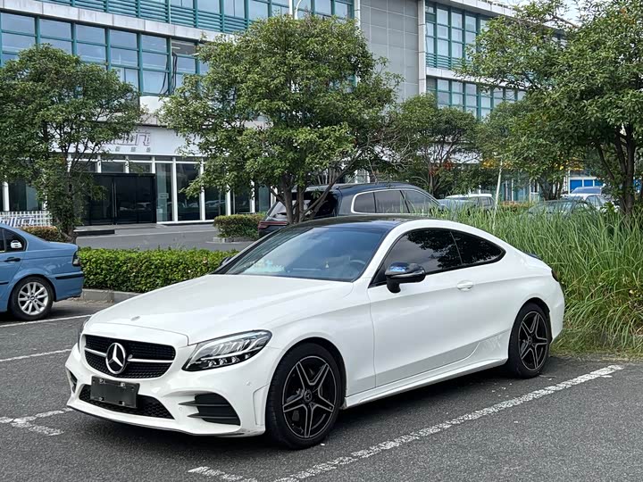 Фото 1 - Mercedes-Benz C-Class