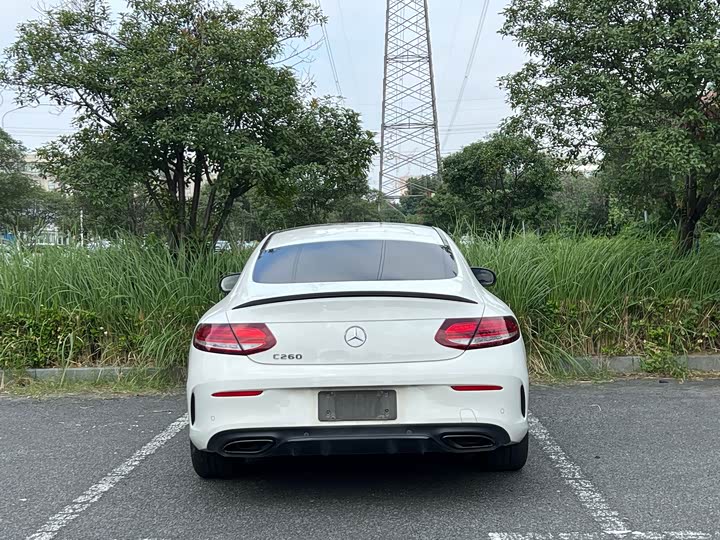 Фото 10 - Mercedes-Benz C-Class