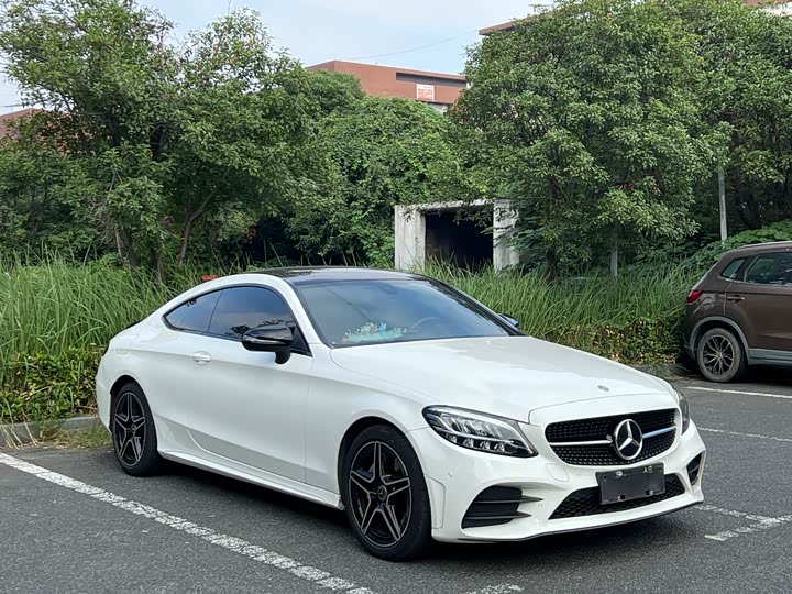 Фото 3 - Mercedes-Benz C-Class