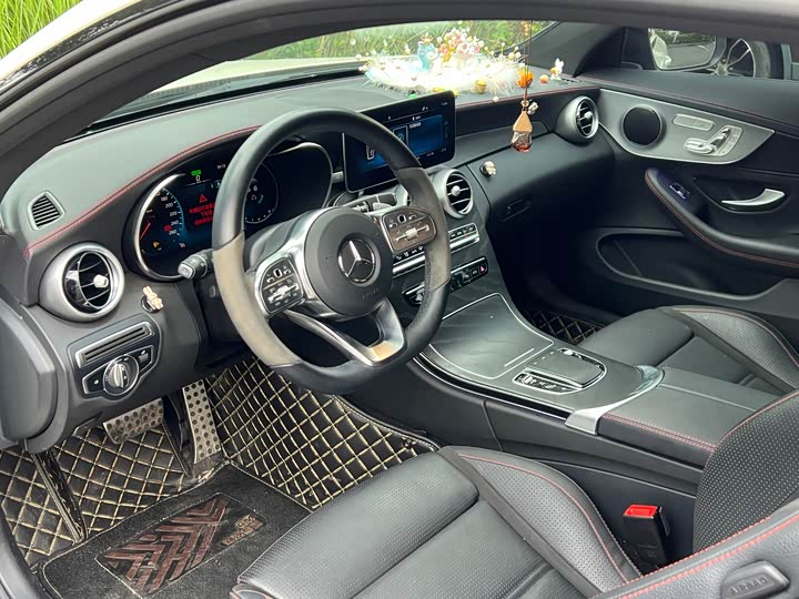 Фото 6 - Mercedes-Benz C-Class