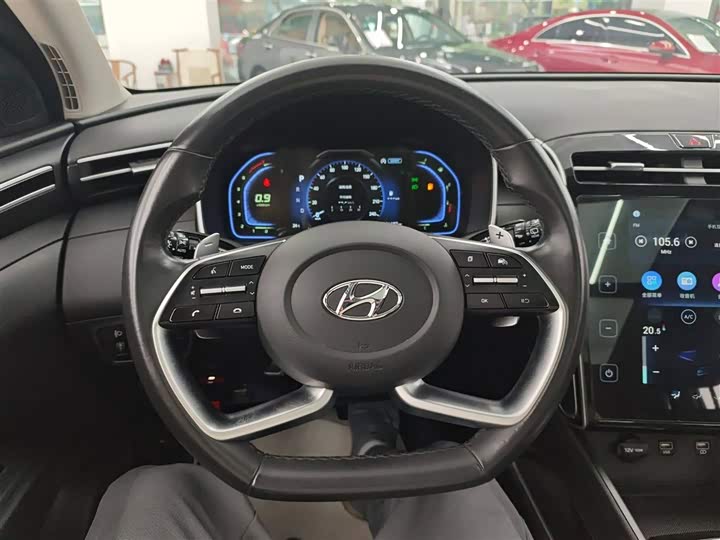 Фото 11 - Hyundai Tucson L