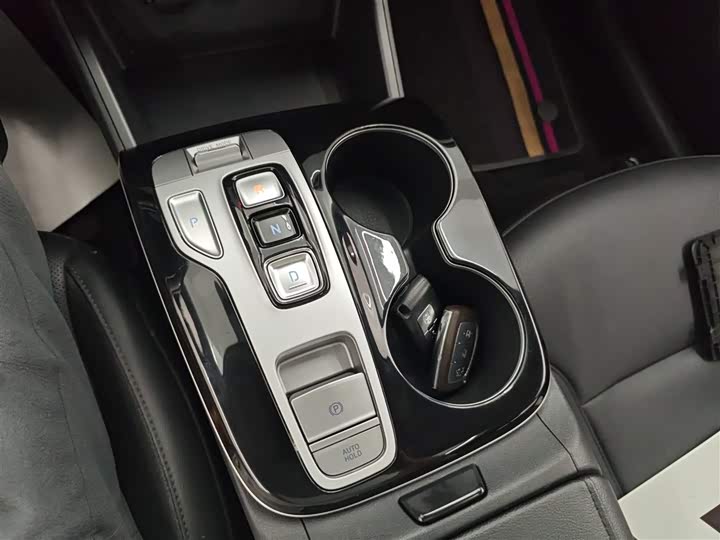 Фото 13 - Hyundai Tucson L