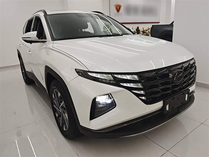 Фото 4 - Hyundai Tucson L