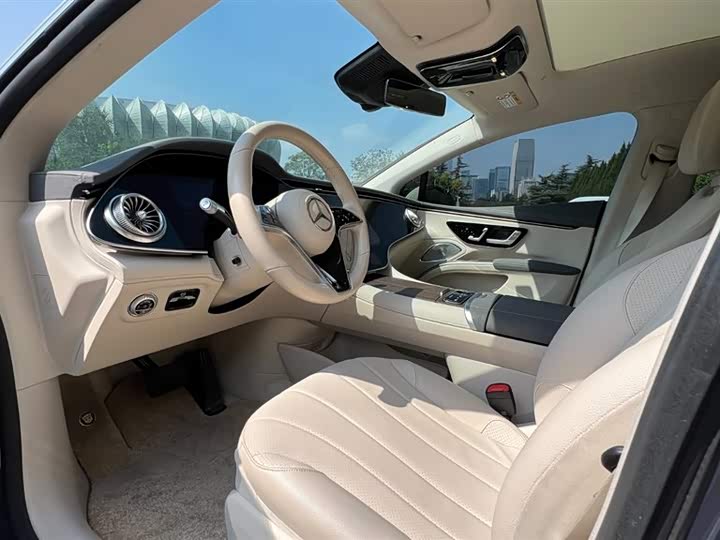 Фото 8 - Mercedes-Benz EQS