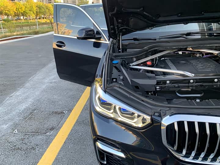 Фото 17 - BMW X5