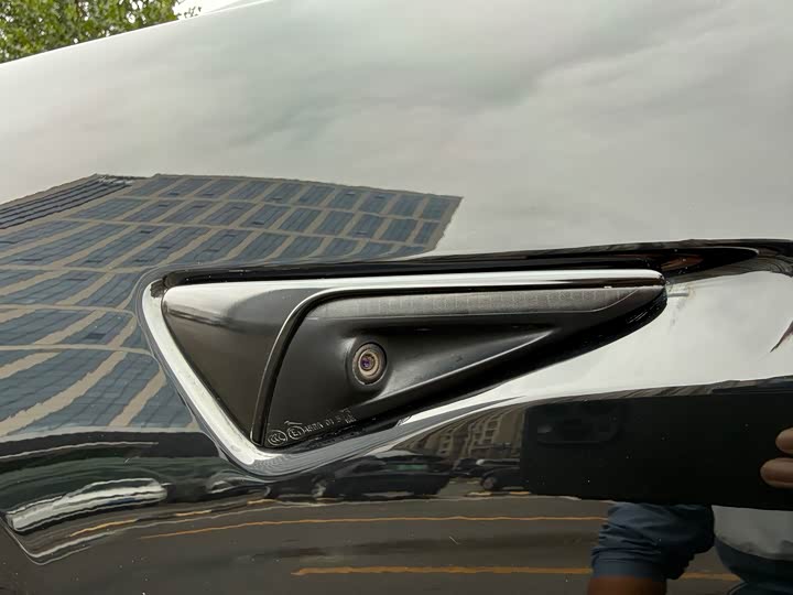 Фото 9 - Tesla Model 3