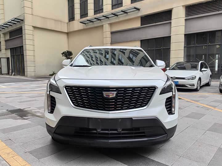 Фото 3 - Cadillac XT4