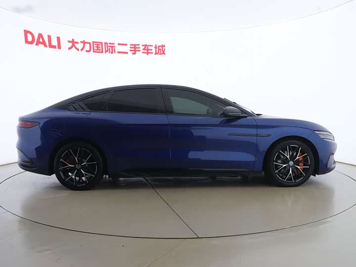 Фото 14 - BYD Han