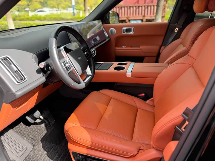 Фото 6 - LiXiang L7