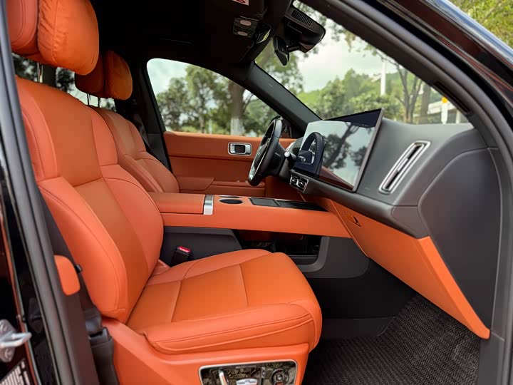 Фото 8 - LiXiang L7