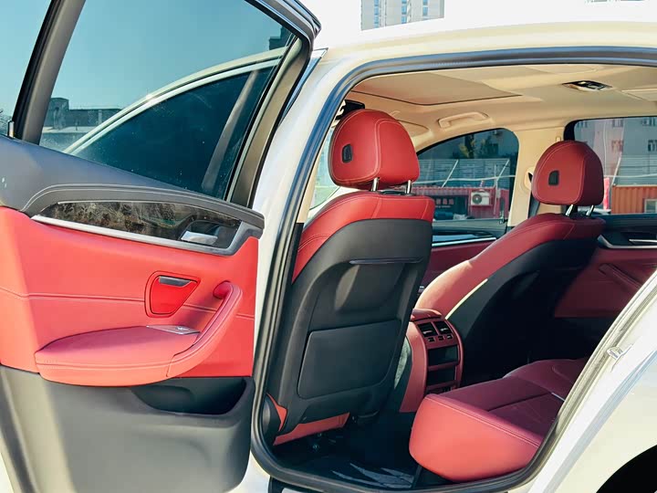 Фото 5 - BMW 5 Series