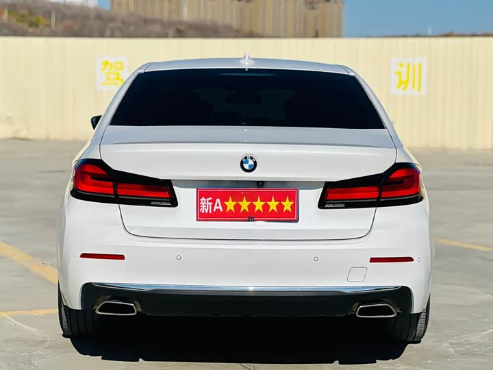 Фото 8 - BMW 5 Series
