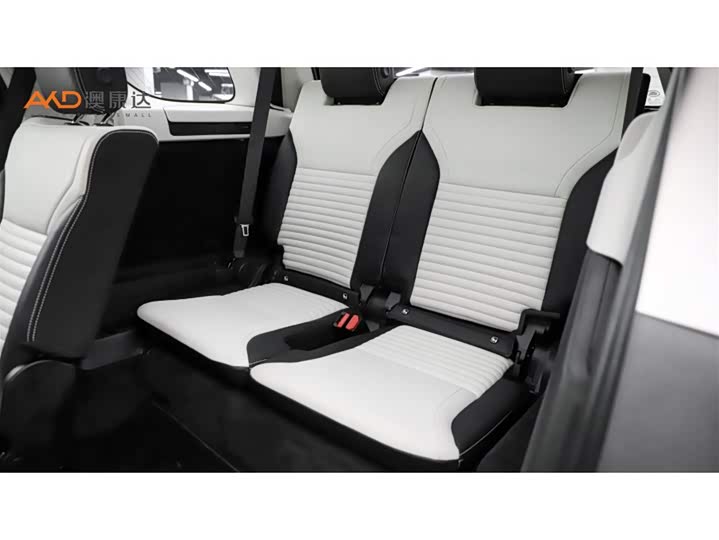 Фото 9 - Land Rover Discovery