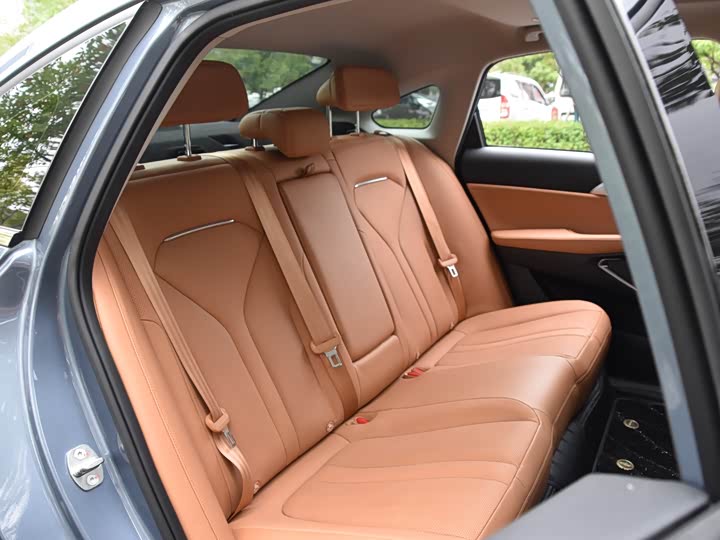 Фото 13 - XPeng P5