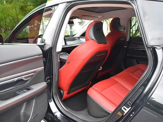 Фото 9 - XPeng P7