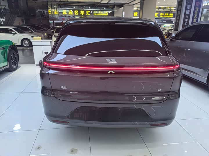 Фото 16 - LiXiang L6