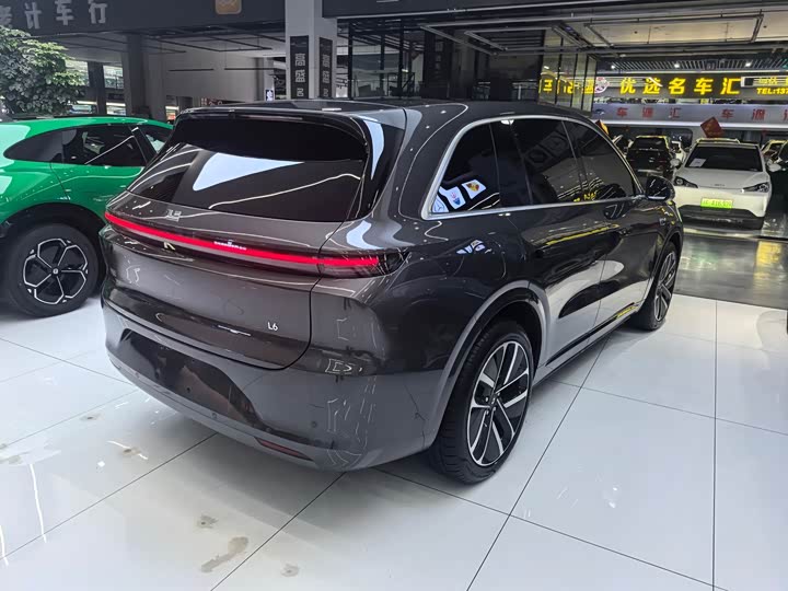 Фото 17 - LiXiang L6