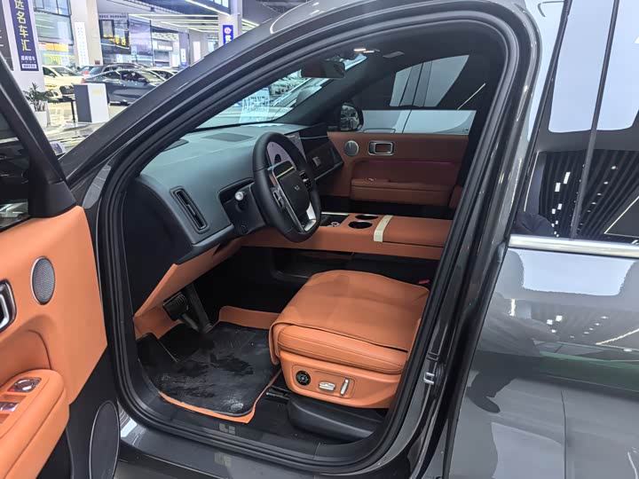 Фото 6 - LiXiang L6