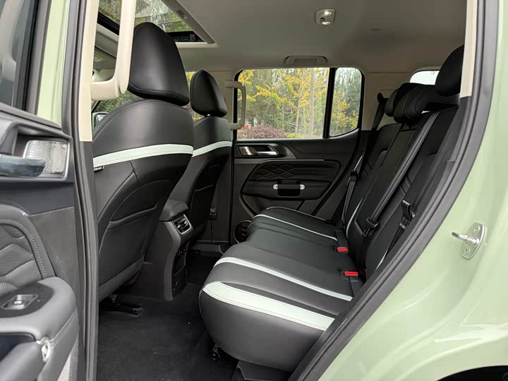 Фото 14 - Tank 300