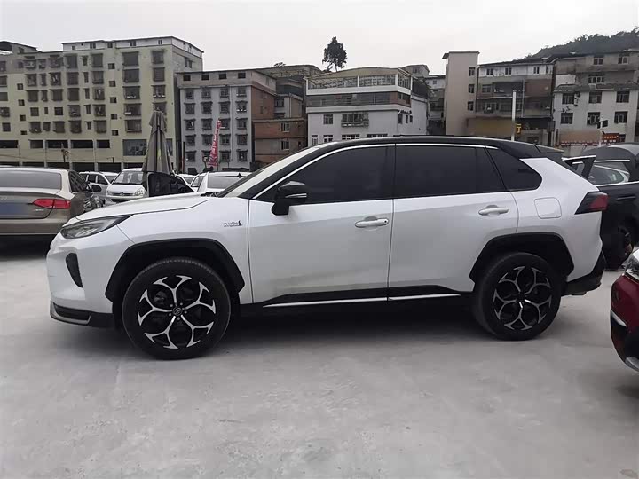 Фото 5 - Toyota Wildlander Hybrid