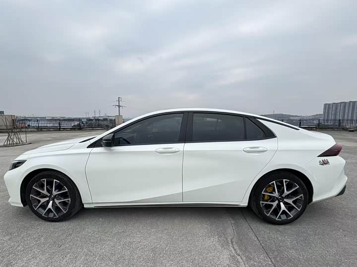 Фото 3 - GAC Trumpchi Empow R