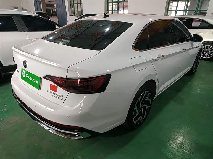 Фото 6 - Volkswagen Sagitar L