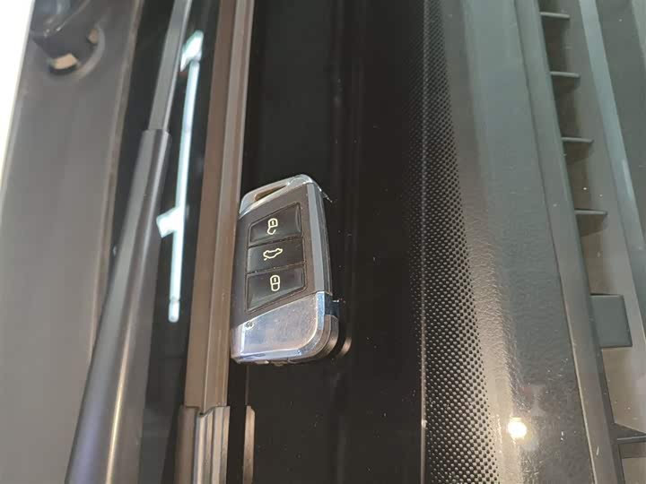 Фото 9 - Volkswagen Lavida