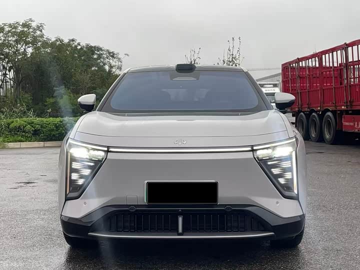 Фото 2 - HiPhi Y