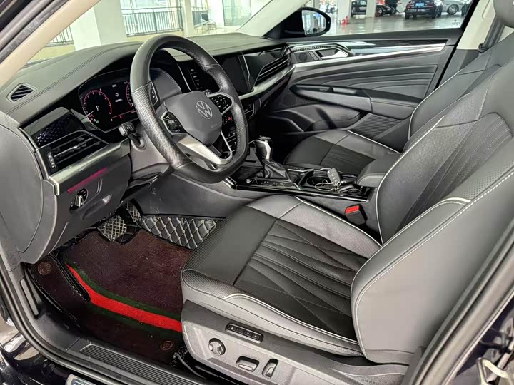 Фото 8 - Volkswagen Passat