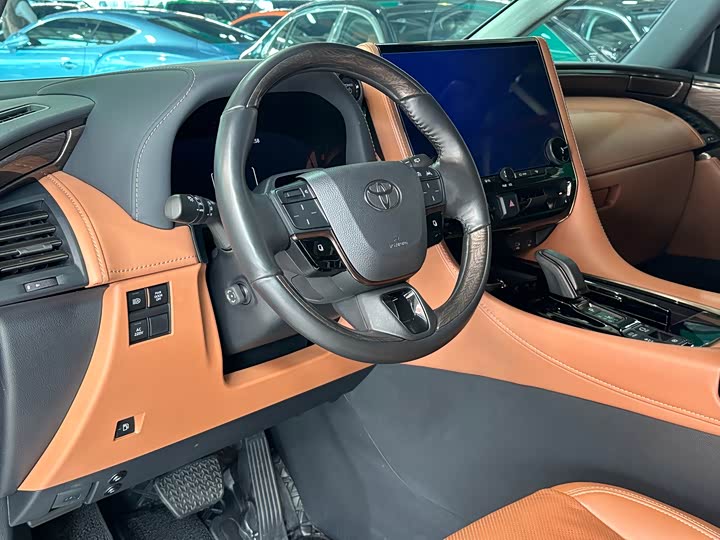 Фото 6 - Toyota Alphard