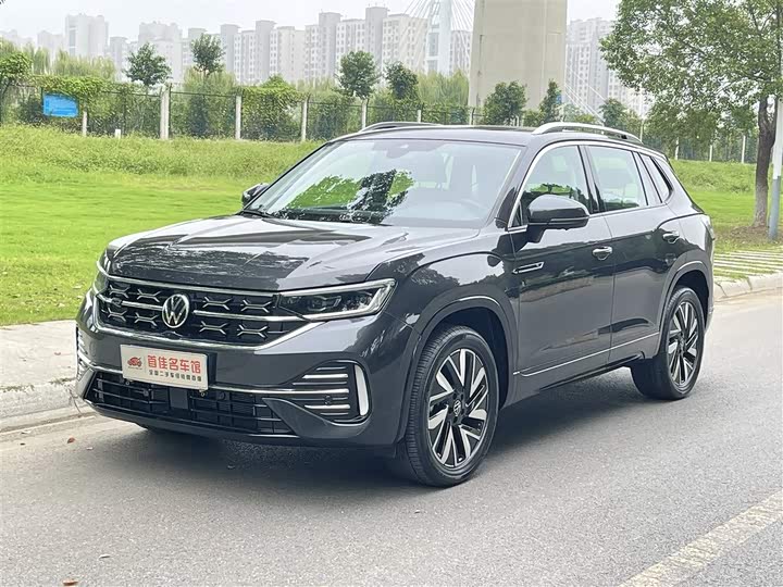 Фото 1 - Volkswagen Tayron