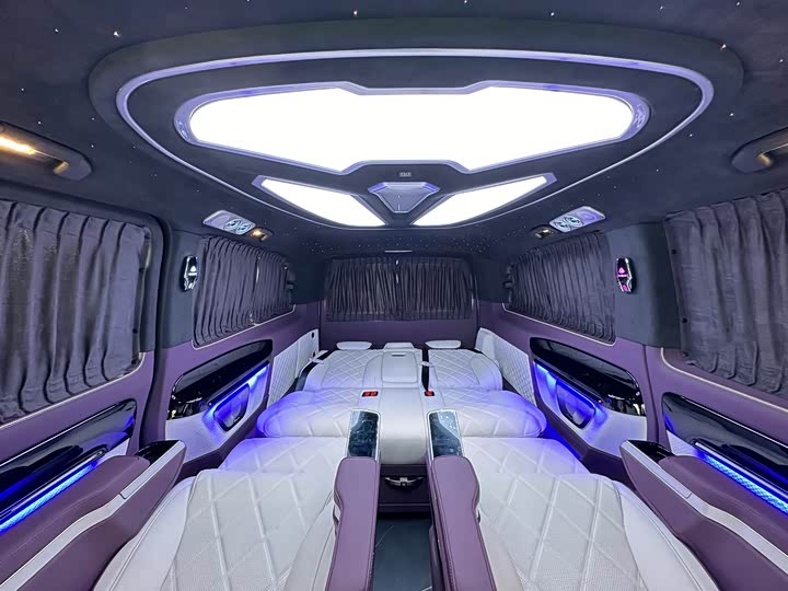 Фото 18 - Mercedes-Benz Vito