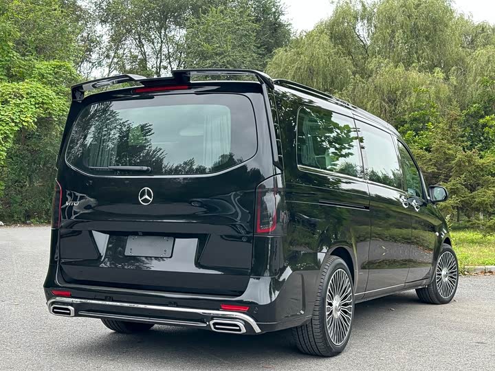 Фото 21 - Mercedes-Benz Vito