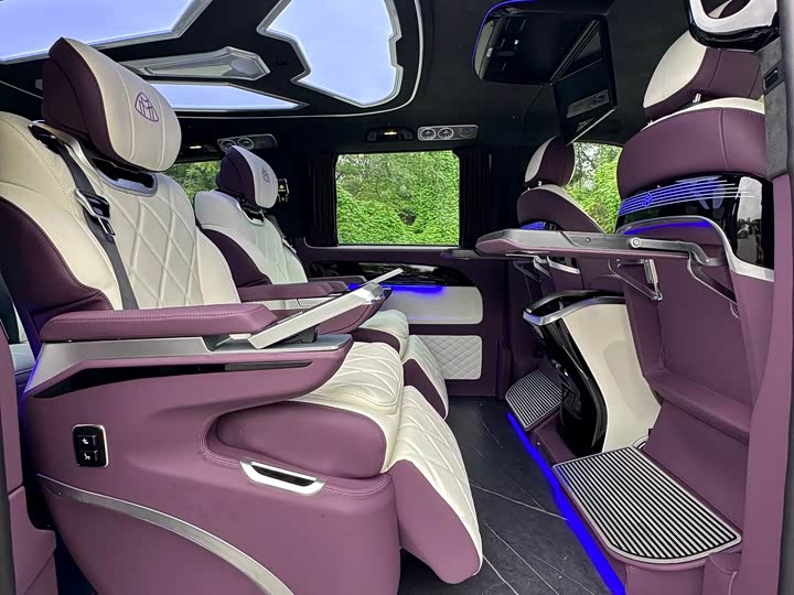 Фото 9 - Mercedes-Benz Vito