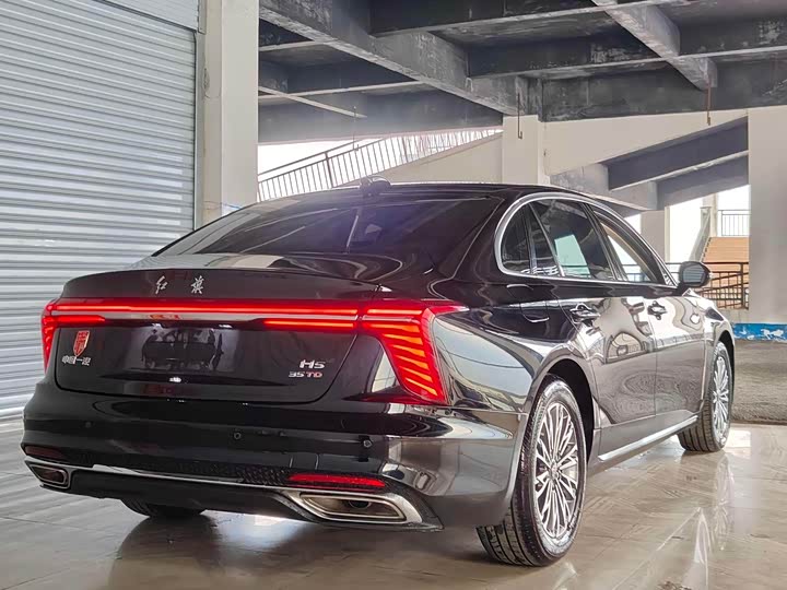 Фото 15 - Hongqi H5