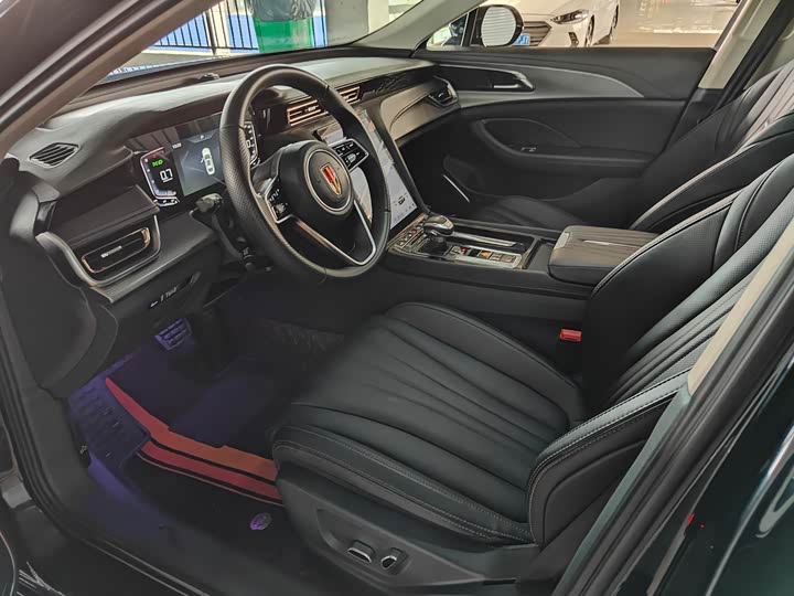 Фото 4 - Hongqi H5