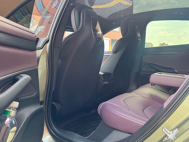 Фото 22 - Xiaomi SU7