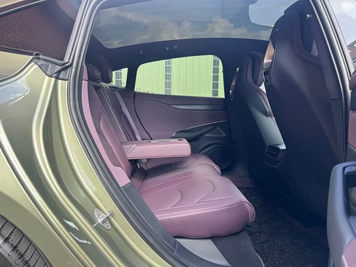 Фото 23 - Xiaomi SU7