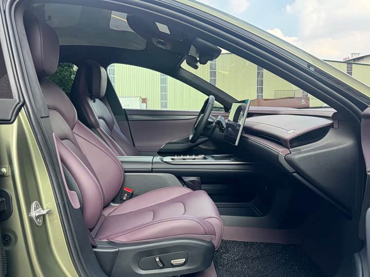 Фото 25 - Xiaomi SU7