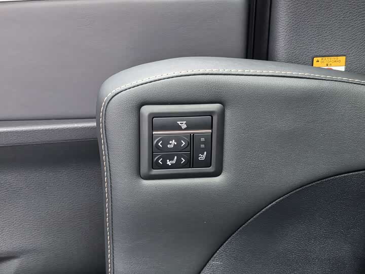 Фото 23 - Toyota Sienna