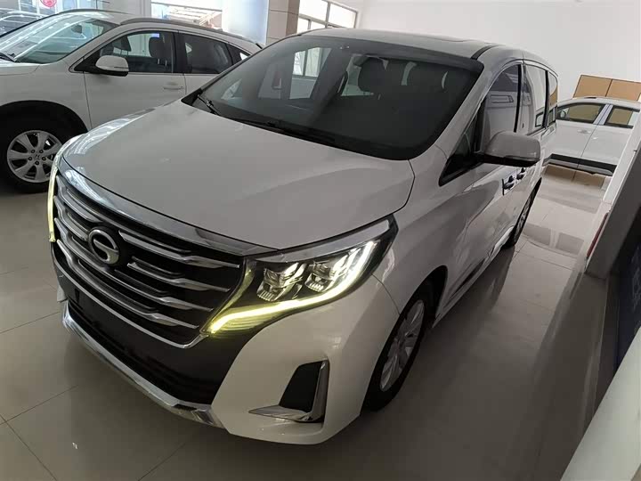 Фото 1 - GAC Trumpchi M8