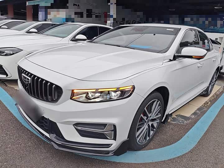 Фото 1 - Geely Preface