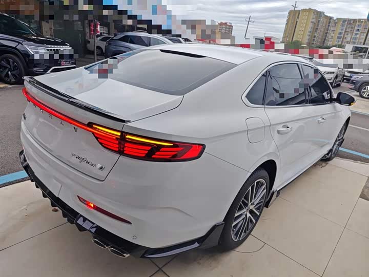 Фото 7 - Geely Preface