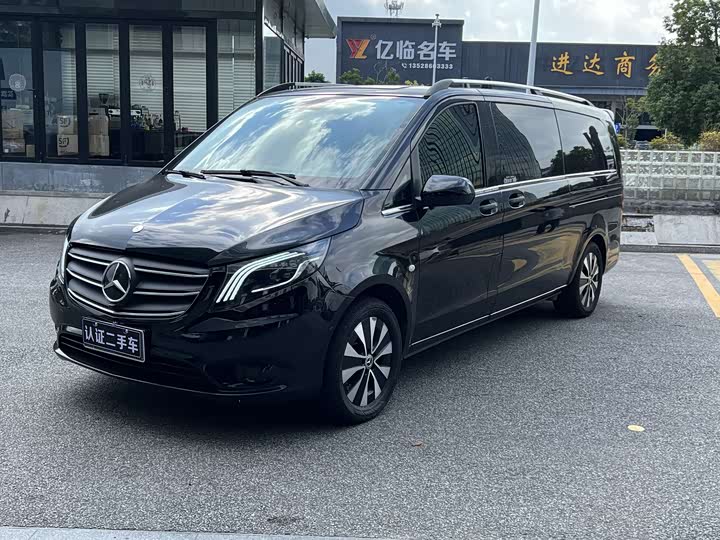 Фото 1 - Mercedes-Benz Vito